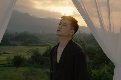 Hậu chia tay chị đẹp Dương Hoàng Yến, Hà Anh quay MV 'chữa lành'