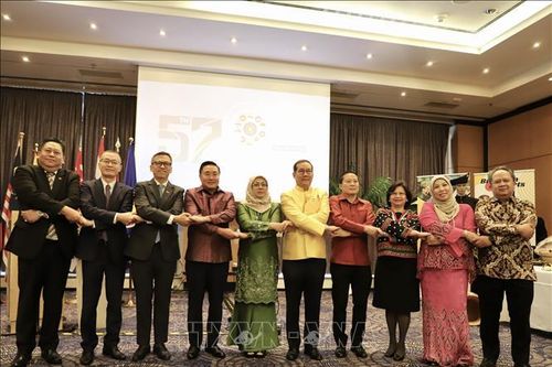 ASEAN hướng tới xây dựng cộng đồng đoàn kết, vững mạnh