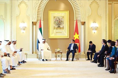 Thủ tướng tiếp Bộ trưởng Công nghiệp và Công nghệ cao UAE