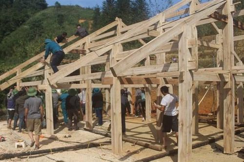 Sa Pa phát động phong trào thi đua 75 ngày đêm: Xóa bỏ 470 nhà tạm, nhà dột nát
