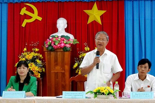 Tổ đại biểu HĐND tỉnh đơn vị số 7 tiếp xúc cử tri thị trấn Tri Tôn