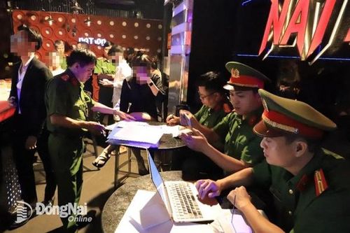 Tập trung xử lý các quán bar trá hình