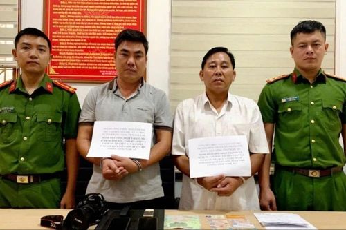 Nghệ An: 2 đối tượng làm giả thẻ nhà báo để cưỡng đoạt tiền của doanh nghiệp