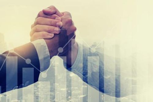 Lướt 'sóng M&A' không còn dễ