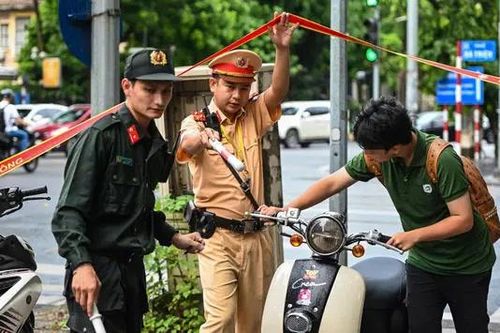 Tập trung xử lý vi phạm tại các điểm đen ùn tắc