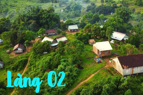 Thót tim hành trình đến ngôi làng đẹp như tranh, biệt lập trên đỉnh Konhlon