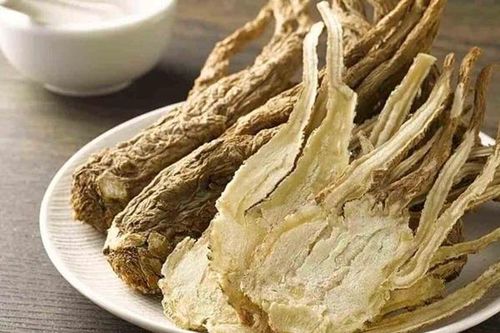 Món ăn - bài thuốc giảm tình trạng rụng tóc
