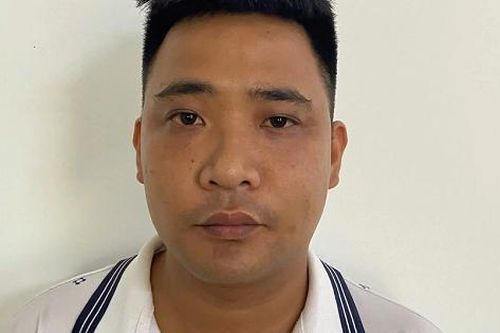 Bắt tạm giam 'cò đất' chiếm đoạt tiền của khách tại Bình Dương