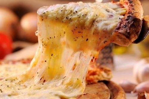 Bất ngờ với món 'pizza số 40' bán chạy nhất của cửa hàng Đức