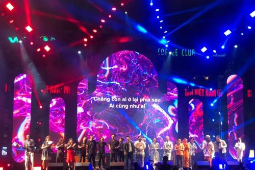 Phố đi bộ Hồ Gươm sôi động với Lễ hội Âm nhạc BridgeFest