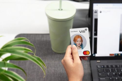 VIB ra mắt thẻ ngân hàng độc đáo với công nghệ GenAI từ Zalo AI