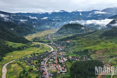 Phát triển kết cấu hạ tầng giao thông Sơn La đồng bộ, hiện đại