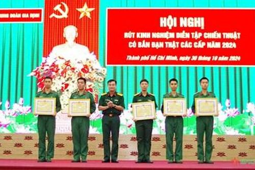 Trung đoàn Gia Định nhiều biện pháp nâng cao chất lượng diễn tập có bắn đạn thật