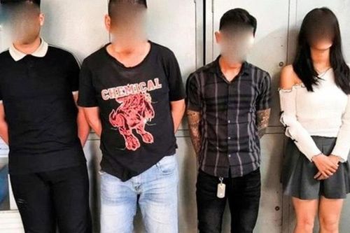 Mâu thuẫn trong kinh doanh, thuê người tạt sơn vào nhà đối thủ