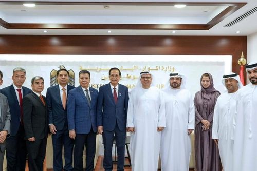 Nỗ lực thu hút hiệu quả người lao động Việt Nam làm việc tại UAE