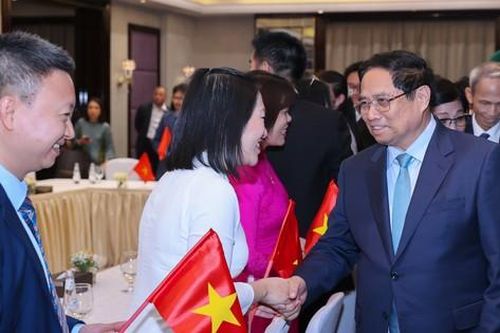 Thủ tướng đề nghị nghiên cứu mở đường bay thẳng tới Trung Đông