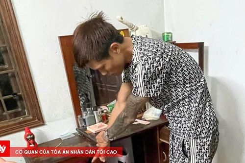 Bắt quả tang đối tượng tàng trữ ma túy trong người