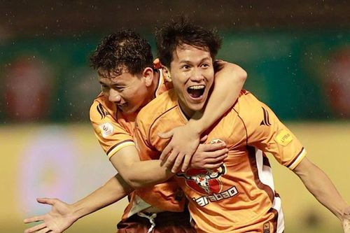 Iran gửi thư lên AFC, kiện U17 Triều Tiên gian lận; Vì sao CLB Hoàng Anh Gia Lai đổi tên 2 lần trong chưa đầy 1 năm?