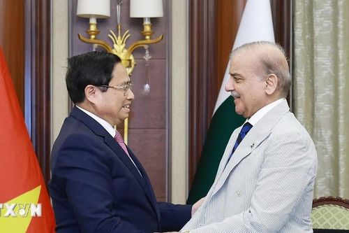 Thủ tướng: Việt Nam coi trọng quan hệ hữu nghị và hợp tác với Pakistan