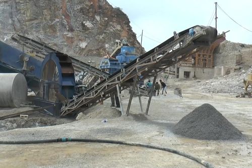 Nghịch lý khan hiếm đá xây dựng ở nơi 'mở mắt thấy đá'