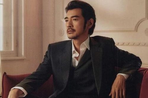 Nam thần điển trai nhất Cbiz khiến Song Hye Kyo 'mê mệt', nhận cát-xê 40 tỷ/phim vẫn bỏ nghề về quê làm ruộng