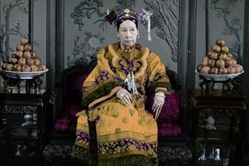 3 vũ khí hộ mệnh được Từ Hi Thái hậu sử dụng để bảo vệ tính mạng trong trường hợp bị tấn công