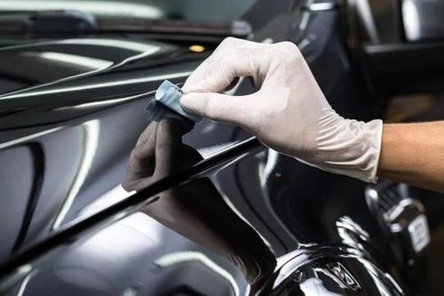 Ô tô phủ ceramic cần lưu ý gì khi rửa xe?
