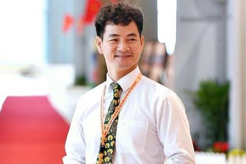 NSND Xuân Bắc lên chức ở tuổi 48