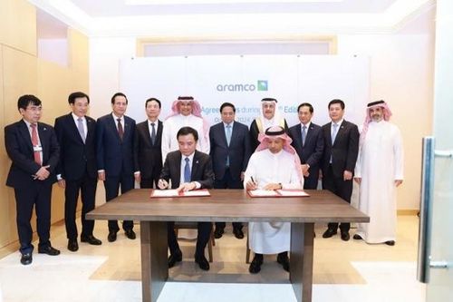 Petrovietnam và Saudi Aramco trao Biên bản hợp tác đặt nền tảng trong chuỗi giá trị hydrocarbon.