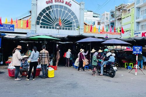 Bình ổn thị trường hàng hóa cuối năm