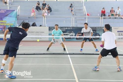 Sôi động Giải vô địch pickleball đầu tiên của tỉnh