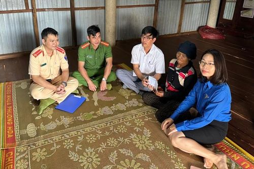 Gia Lai tổ chức các hoạt động hưởng ứng 'Ngày thế giới tưởng niệm các nạn nhân tử vong do tai nạn giao thông'