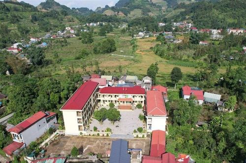 Bắc Hà: Chú trọng đầu tư cơ sở vật chất giáo dục
