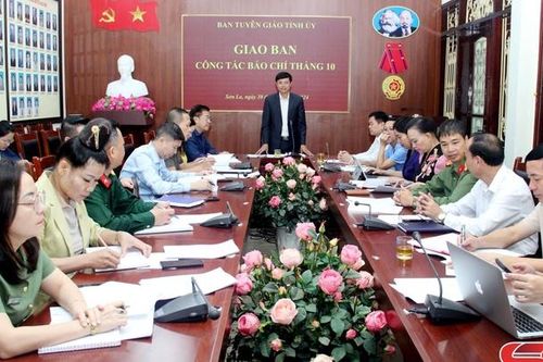 Tập trung tuyên truyền sâu việc thực hiện hiệu quả các nghị quyết của Đảng
