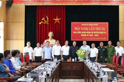 Vĩnh Phúc: Đồng chí Nguyễn Mạnh Hùng được bầu làm Bí thư Huyện ủy Bình Xuyên