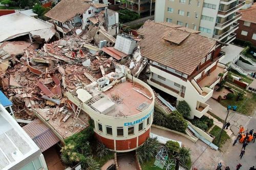 Argentina: Sập khách sạn khiến 1 người chết và nhiều người mắc kẹt