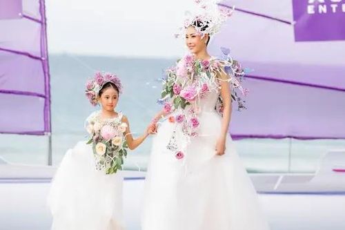 Con gái út xinh như thiên thần của Hà Kiều Anh