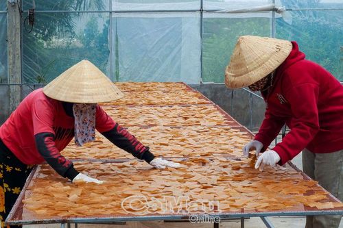 Ðưa bánh phồng tôm 'xuất ngoại'