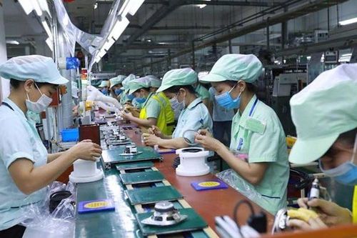 Từ 1/1/2025, tiền lương, thu nhập tháng đã đóng bảo hiểm xã hội sẽ được điều chỉnh thế nào?