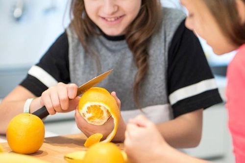 Nên ăn bao nhiêu quả cam một ngày là phù hợp?