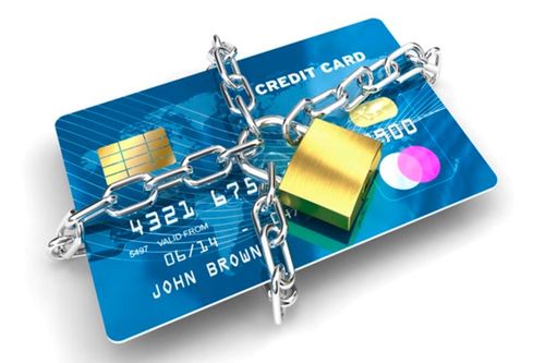 Tạm khóa tài khoản ngân hàng được quy định ra sao?