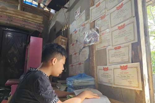 Bạn đọc giúp đỡ 4 đứa trẻ mất bố vì tai nạn giao thông