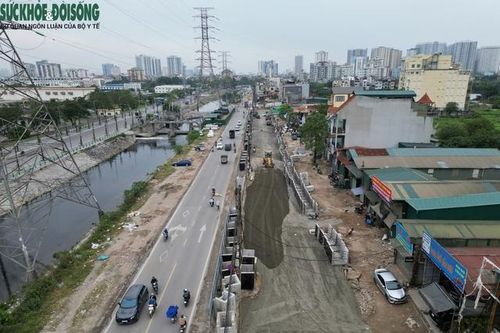 'Soi' tiến độ thi công mở rộng đường Tam Trinh