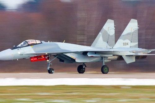 Iran phủ nhận tin đồn sắp nhận tiêm kích Su-35