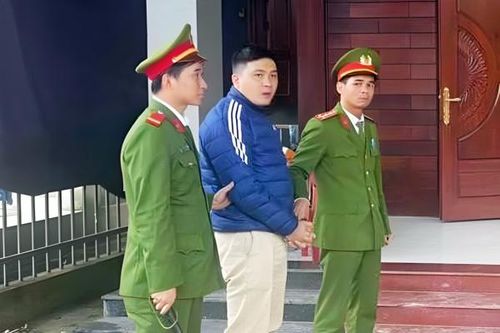 'Điểm đến' của cán bộ kiểm lâm bắt tay với lâm tặc