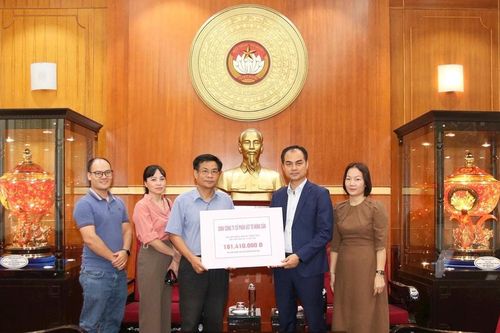 Nhân lên những tấm lòng nhân ái hướng về đồng bào vùng lũ