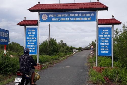 Cà Mau: Chuyển công an điều tra sai phạm công trình đường ô tô về trung tâm xã rộng 4m nhưng nghiệm thu 13m