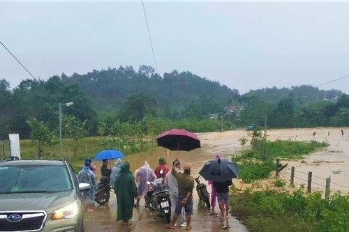 Miền Trung chủ động ứng phó mưa, lũ trong 10 ngày tới
