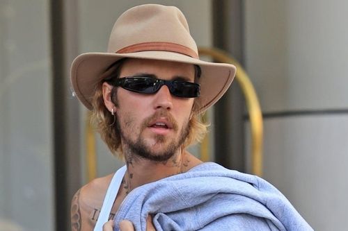 Justin Bieber bị phạt 380.000 USD vì nợ thuế