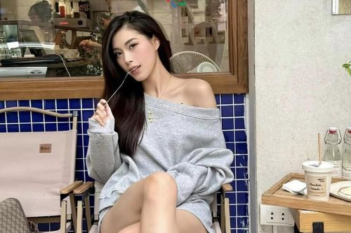 Hoa khôi bóng chuyền 'lột xác' sau khi giải nghệ ở tuổi 19, trở thành MC, người mẫu đầy triển vọng